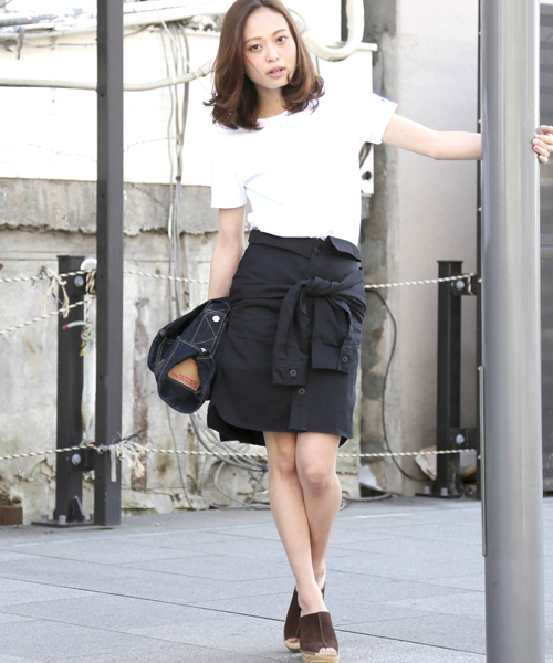 Denime（ドゥニーム）の「ミリタリーツイルシャツスカート（スカート・レディース・カーキ/ブラック/ベージュ・SMALL/X-SMALL）」の13枚目の写真