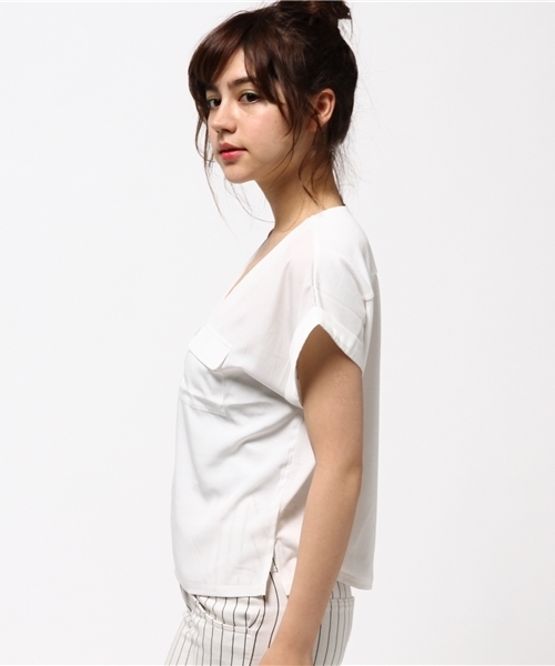 ROPE' PICNIC（ロペピクニック）の「Ｖネックポケット付プルオーバー（Tシャツ/カットソー・レディース・ホワイト/ベージュ/ダークグリーン/ネイビー/ピンク系その他2・38）」の16枚目の写真