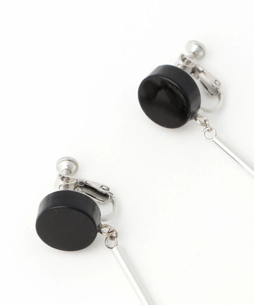 UNITED TOKYO（ユナイテッドトウキョウ）の「ビッグボールイヤリング（イヤリング・レディース・シルバー・FREE）」の3枚目の写真