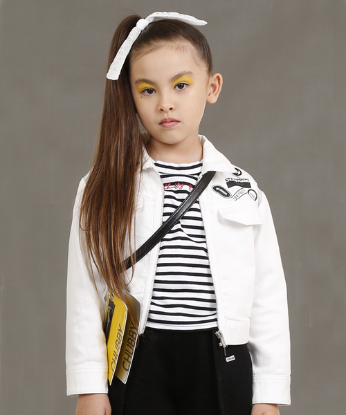 CHUBBYGANG(チャビーギャング)の「メッシュ切り替えニットデニムジャケット(ブルゾン・キッズ・ホワイト/ブラック・160/130/110/120/100/140/150)」の1枚目の写真