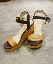 un dix cors | un dix corsバイカラーサンダル(サンダル)