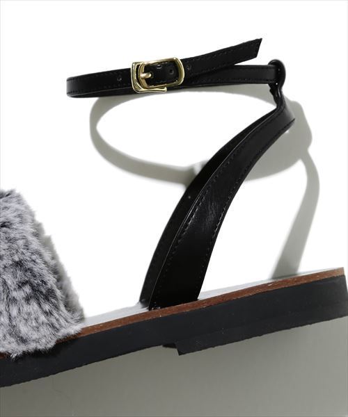 ADAM ET ROPE'（アダムエロペ）の「ファーサンダル（サンダル・レディース・ブラック/ダークブラウン・24.5cm/24.0cm/23.0cm/23.5cm）」の8枚目の写真