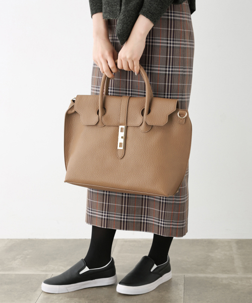 RODE SKO(ロデスコ)の「MARIANA IC対応フラップトート(トートバッグ・レディース・ブラック/グレー/モカ・ONE)」の1枚目の写真