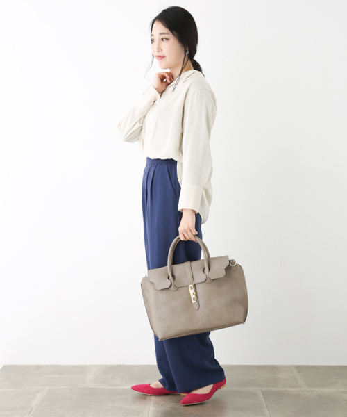 RODE SKO(ロデスコ)の「MARIANA IC対応フラップトート(トートバッグ・レディース・ブラック/グレー/モカ・ONE)」の13枚目の写真