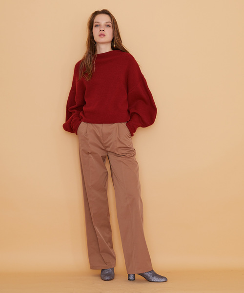 UNITED TOKYO（ユナイテッドトウキョウ）の「ボリュームスリーブニット（ニット/セーター・レディース・ホワイト/ブラウン/ネイビー/グレー/マスタード・1）」の22枚目の写真