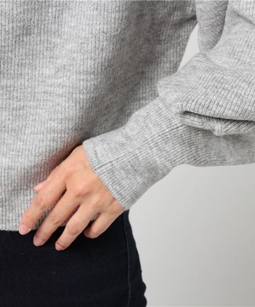 UNITED TOKYO（ユナイテッドトウキョウ）の「ボリュームスリーブニット（ニット/セーター・レディース・ホワイト/ブラウン/ネイビー/グレー/マスタード・1）」の15枚目の写真