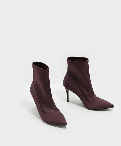 CHARLES & KEITH(チャールズ & キース)の「アンクルブーツスティレット / ANKLE BOOT STILETTOS(ブーツ・レディース・ブラック/パープル・22.5cm/23.5cm/23cm/24.5cm/25cm)」の8枚目の写真