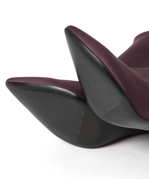 CHARLES & KEITH(チャールズ & キース)の「アンクルブーツスティレット / ANKLE BOOT STILETTOS(ブーツ・レディース・ブラック/パープル・22.5cm/23.5cm/23cm/24.5cm/25cm)」の9枚目の写真