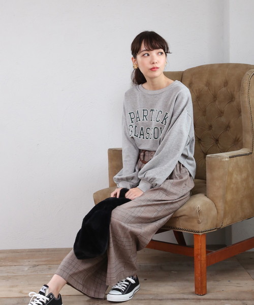 natural couture（ナチュラルクチュール）の「ロゴ入り裏毛トップス（Tシャツ/カットソー・レディース・パープル系その他/ブルー/トップグレー・FREE）」の2枚目の写真