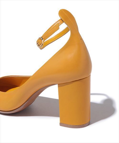 ADAM ET ROPE'(アダムエロペ)の「アンクルストラップパンプス(パンプス・レディース・イエロー/ベージュ・22.5cm/23.0cm/23.5cm/24.0cm/24.5cm)」の8枚目の写真