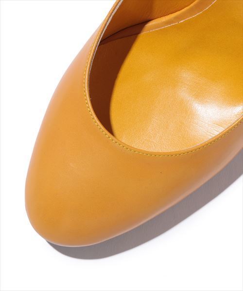 ADAM ET ROPE'(アダムエロペ)の「アンクルストラップパンプス(パンプス・レディース・イエロー/ベージュ・22.5cm/23.0cm/23.5cm/24.0cm/24.5cm)」の9枚目の写真