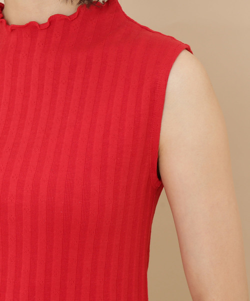 ADAM ET ROPE'（アダムエロペ）の「ONOメリヤス フリルカラーＲＩＢタンクトップ（タンクトップ・レディース・オフホワイト/チャコールグレー/ベージュ/レッド・FREE）」の12枚目の写真