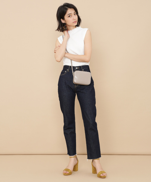 ADAM ET ROPE'（アダムエロペ）の「ONOメリヤス フリルカラーＲＩＢタンクトップ（タンクトップ・レディース・オフホワイト/チャコールグレー/ベージュ/レッド・FREE）」の16枚目の写真