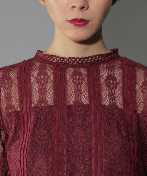 PAGEBOY（ページボーイ）の「レースハイネックトップス（シャツ/ブラウス・レディース・ホワイト/ブラック/ボルドー・FREE）」の14枚目の写真