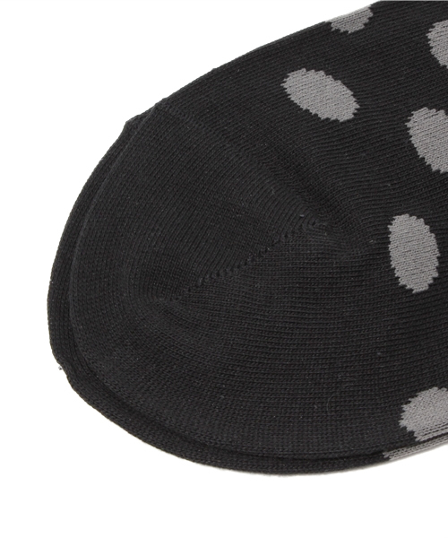 MIDWEST（ミッドウエスト）の「ANREALAGE　ドット柄ソックス（ソックス/靴下・メンズ・ブラック/ダークグレー・FREE）」の5枚目の写真