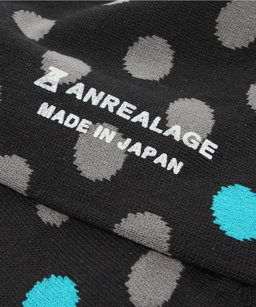 MIDWEST（ミッドウエスト）の「ANREALAGE　ドット柄ソックス（ソックス/靴下・メンズ・ブラック/ダークグレー・FREE）」の6枚目の写真