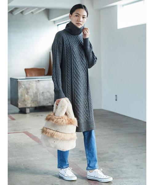 AMERICAN HOLIC(アメリカンホリック)の「・Newテーパードデニム(デニムパンツ・レディース・インディゴブルー/ライトインディゴブルー/ブルー系その他/ワンウォッシュ・S/M/L/XS/XXS)」の7枚目の写真