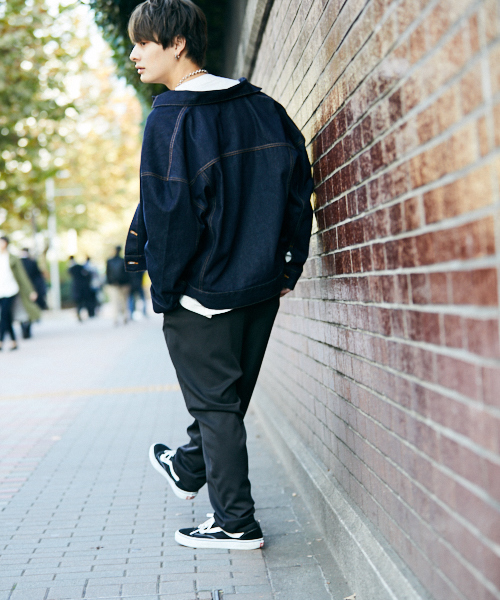 kutir（クティール）の「ビッグGジャン　ビッグデニムジャケット（デニムジャケット・メンズ・ブラック/インディゴブルー/ケミカルウォッシュ/ブラック系その他・MEDIUM/LARGE）」の5枚目の写真