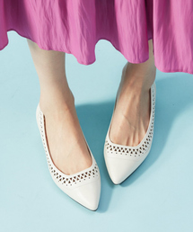 カットワークフラットパンプス