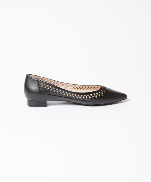 PICHE ABAHOUSE（ピシェ アバハウス）の「カットワークフラットパンプス（パンプス・レディース・ホワイト/ブラック/シルバー/イエロー・40/38/39/35/36/37/34）」の16枚目の写真