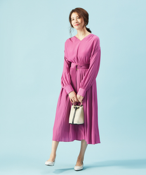 PICHE ABAHOUSE（ピシェ アバハウス）の「カットワークフラットパンプス（パンプス・レディース・ホワイト/ブラック/シルバー/イエロー・40/38/39/35/36/37/34）」の5枚目の写真