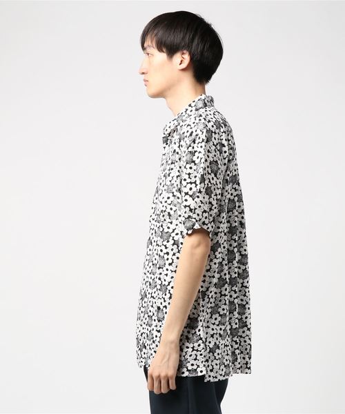 Quiksilver(クイックシルバー)の「半袖シャツ QUICKSILVER EQYWT03831(シャツ/ブラウス・メンズ・ホワイト・S/M)」の2枚目の写真