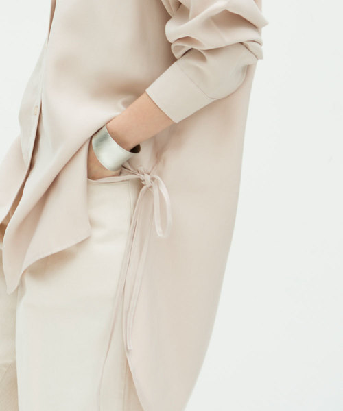 marjour（マージュール）の「MAT WIDE BANGLE（バングル/リストバンド・レディース・シルバー/ゴールド・FREE）」の8枚目の写真