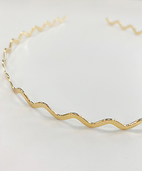 apres jour（アプレジュール）の「【apres jour×ARIAZ】うねうねカチューシャ2（カチューシャ・レディース・シルバー/ゴールド・FREE）」の9枚目の写真