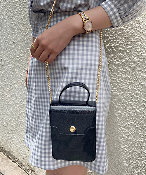 apres jour(アプレジュール)の「【apres jour×ARIAZ】きらきらチェーンポシェット(ショルダーバッグ・レディース・ピンク/ゴールド/シルバー/ブラック・FREE)」の17枚目の写真