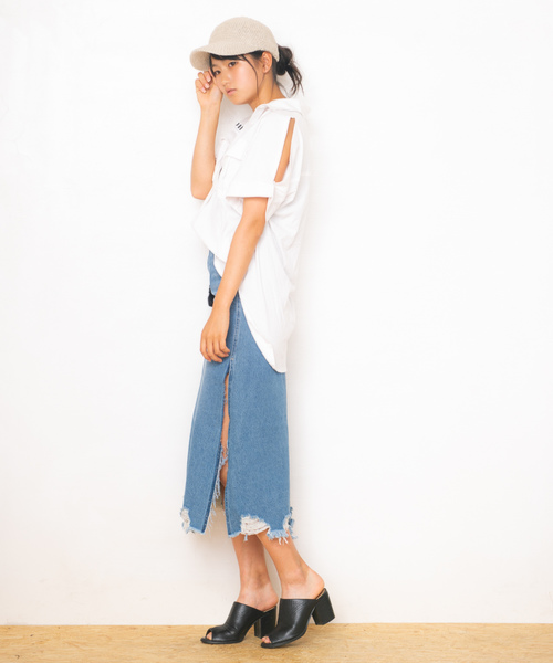 ROGER AND RAW（ロジャーアンドロウ）の「Roger&Raw/ピグメント肩開きシャツ（シャツ/ブラウス・レディース・ホワイト/ブラック/ベージュ/ネイビー/カーキ・M）」の13枚目の写真