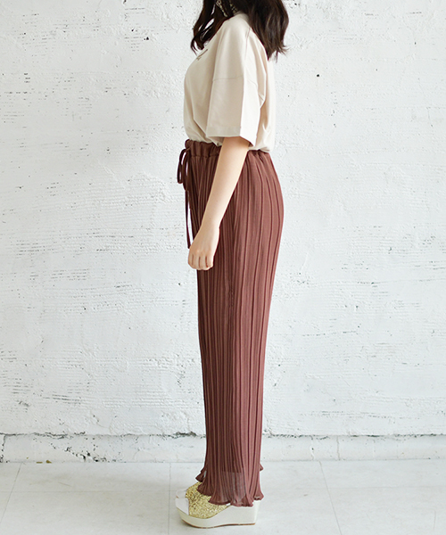 PairPair(ペアペア)の「ダルメシアン柄スカーフ付きロゴTシャツ(Tシャツ/カットソー・レディース・モカ/ベージュ・FREE)」の9枚目の写真