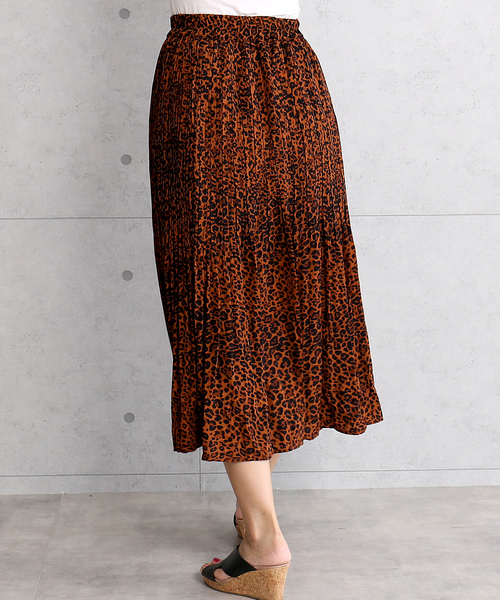 CHARM BERRY TIC（チャームベリーチック）の「ヒョウ柄消しプリーツスカート（スカート・レディース・ブラック/ブラウン/ベージュ・M/L）」の15枚目の写真