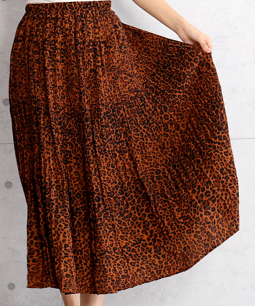 CHARM BERRY TIC（チャームベリーチック）の「ヒョウ柄消しプリーツスカート（スカート・レディース・ブラック/ブラウン/ベージュ・M/L）」の17枚目の写真