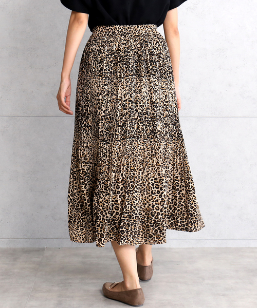 CHARM BERRY TIC（チャームベリーチック）の「ヒョウ柄消しプリーツスカート（スカート・レディース・ブラック/ブラウン/ベージュ・M/L）」の5枚目の写真