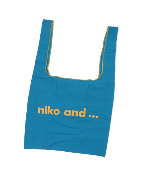 niko and...（ニコアンド）の「オリジナルニコロゴカラーマルシェバッグ（トートバッグ・レディース・ベージュ/レッド/カーキ/ブルー/ライトイエロー・0）」の4枚目の写真