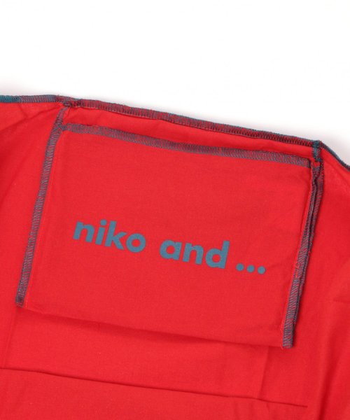 niko and...（ニコアンド）の「オリジナルニコロゴカラーマルシェバッグ（トートバッグ・レディース・ベージュ/レッド/カーキ/ブルー/ライトイエロー・0）」の11枚目の写真