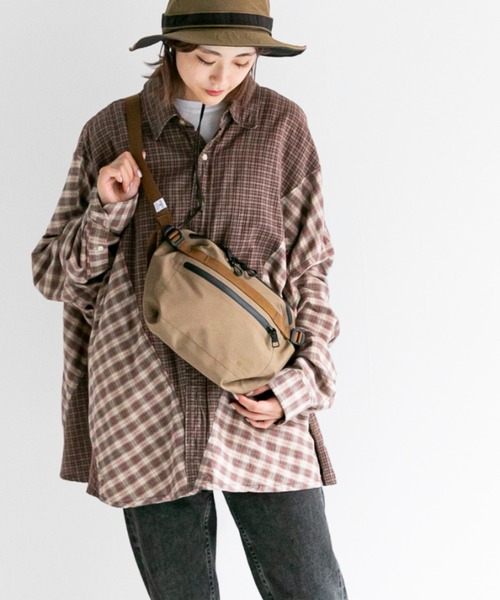 AS2OV（アッソブ）の「【AS2OV/アッソブ】 WATER PROOF CORDURA 305D FANNY PACK / ファニーパック ミニショルダー（ショルダーバッグ・メンズ・ブラック/カーキオリーブ・FREE）」の15枚目の写真