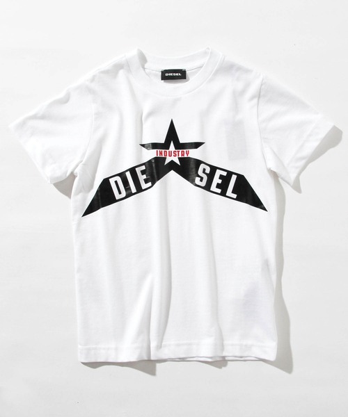 DIESEL（ディーゼル）の「DIESEL（ディーゼル）Kids & Junior 半袖Tシャツカットソー（Tシャツ/カットソー・キッズ・ホワイト/レッド系その他/レッド/ブラック・12Y/14Y/4Y/8Y/10Y/16Y/6Y）」の2枚目の写真