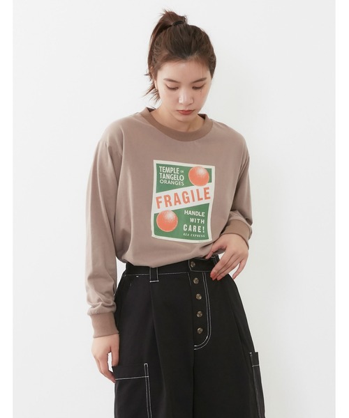 POU DOU DOU(プードゥドゥ)の「ラベルプリントロンTee(Tシャツ/カットソー・レディース・ブラック/アイボリー/モカ・3)」の3枚目の写真
