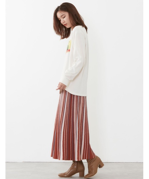 POU DOU DOU(プードゥドゥ)の「ラベルプリントロンTee(Tシャツ/カットソー・レディース・ブラック/アイボリー/モカ・3)」の5枚目の写真
