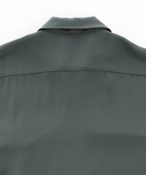 Kappa（カッパ）の「Kappa/カッパ 別注 ビッグポケットジップセットアップ レギュラーカラーシャツ (ジップアップ半袖シャツ＋タックワイドパンツ)（セットアップ・メンズ・ベージュ/チャコールグレー/アイボリー/サックスブルー/ブラック/ライラック・L/M）」の8枚目の写真