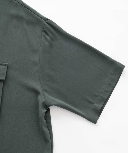 Kappa（カッパ）の「Kappa/カッパ 別注 ビッグポケットジップセットアップ レギュラーカラーシャツ (ジップアップ半袖シャツ＋タックワイドパンツ)（セットアップ・メンズ・ベージュ/チャコールグレー/アイボリー/サックスブルー/ブラック/ライラック・L/M）」の10枚目の写真