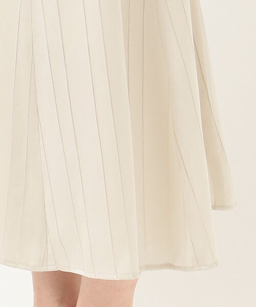 TOCCA(トッカ)の「【WEB限定】【TOCCA LAVENDER】2way Stripe Satin Dress サテンドレス(ワンピース・レディース・イエロー系/アイボリー系・0/4)」の11枚目の写真