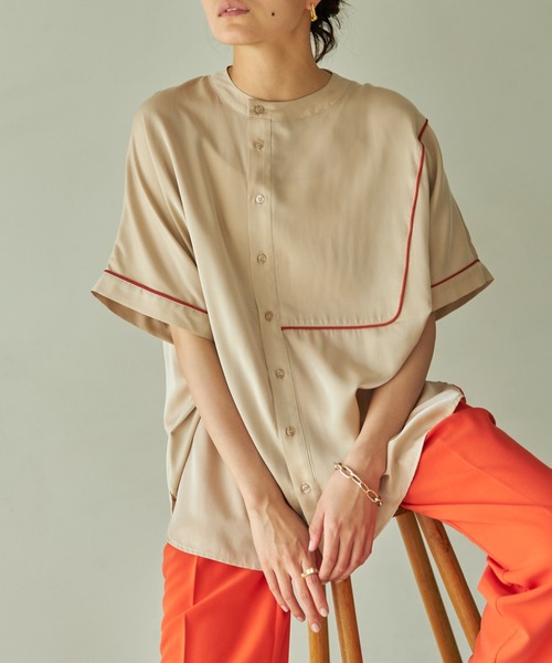 VACANCY（ヴァカンシー）の「パイピングハーフバンドカラーシャツ（シャツ/ブラウス・レディース・ベージュ/ライトグリーン・FREE）」の2枚目の写真