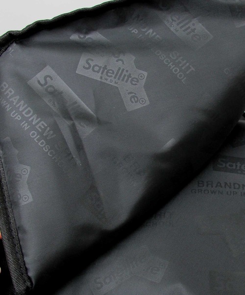 Satellite(サテライト)の「【 Satellite / サテライト 】 PROPCUBE プロップキューブ / 防水素材 スクエア型 バックパック / リュック(バックパック/リュック・メンズ・ブラック/ブラック系その他・FREE)」の18枚目の写真