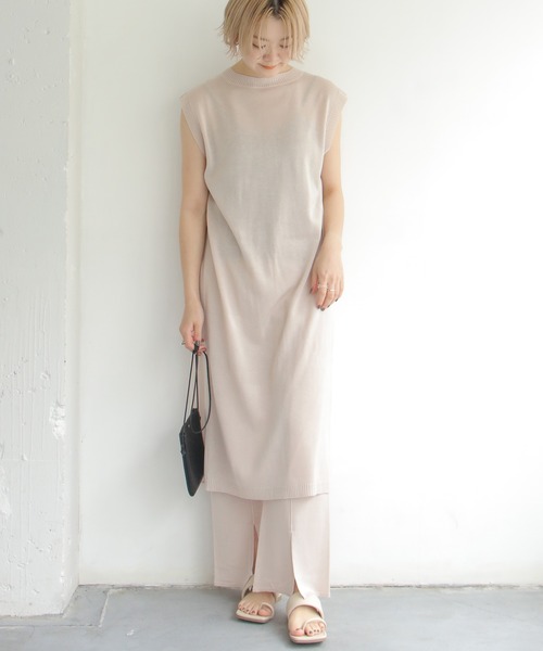 notch.(ノッチ)の「スリット入りニットパンツ(その他パンツ・レディース・ブラック/ベージュ・M)」の9枚目の写真