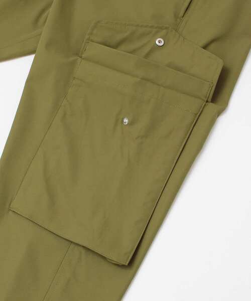 ITEMS URBANRESEARCH（アイテムズ アーバンリサーチ）の「ポリストレッチカーゴパンツ（その他パンツ・メンズ・ベージュ/ブラック/カーキ・LARGE/MEDIUM）」の16枚目の写真
