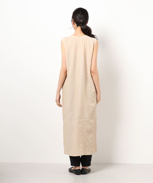 TEVALT　ロングジレ　ワンピース　濃ベージュ She's Closet（シーズクローゼット）の「ノースリーブ肩タック