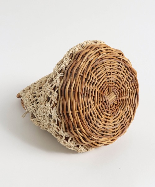 VIOLAd'ORO（ヴィオラドーロ）の「VIOLAｄ′OROヴィオラドーロ/巾着インナー付きアバカ素材編み込みカゴBAG（かごバッグ・レディース・ブラウン/ナチュラル・FREE）」の13枚目の写真