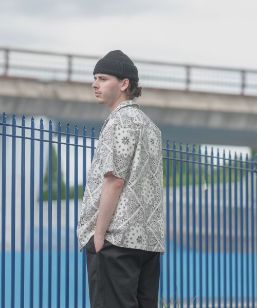 SIDEWAY STANCE（サイドウェイスタンス）の「【SIDEWAY STANCE】 ペイズリーバンダナ柄 ＆ デニム 半袖 オープンカラーシャツ セットアップ対応（シャツ/ブラウス・メンズ・ブラック/カーキ/ベージュ/ネイビー/ホワイト・LARGE/MEDIUM/X-LARGE）」の7枚目の写真